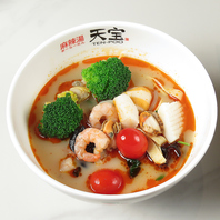 麻辣湯の主役は、良質なさつまいもから作られた春雨。