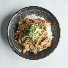 とろとろの豚の角煮が絶品♪角煮丼