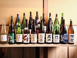 獺祭・貴・寫楽etc…をはじめ全国各地の日本酒約30種ご用意しております★