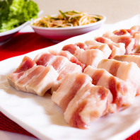 お肉は全て国産。豚肉は南九州産の霧島S.P.F豚を提供！