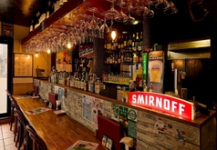 お酒のライナープとテレビを見ながら楽しめる♪デートなどにもピッタリのカップルシート♪