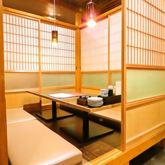 海鮮料理と寿司 うおism 岡山店の雰囲気1