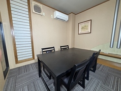 3F応接間。接待やお祝い事にご利用ください。