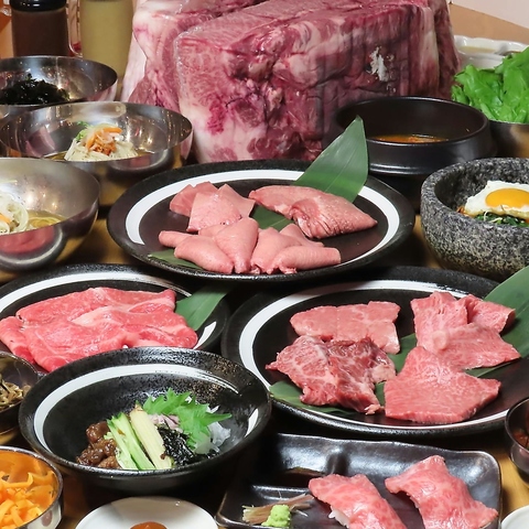 本格焼肉食べ放題×抜群のコスパが人気のお店♪池袋駅徒歩1分！