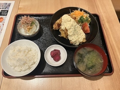 揚げたてねりもん おでんのじんべえのおすすめランチ2
