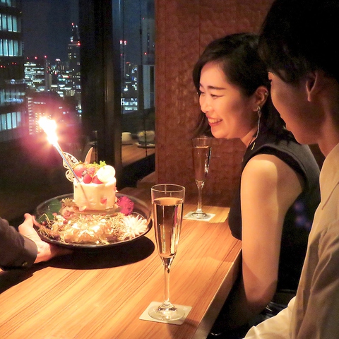 梅田 ちょうつがひ 絶景 ランチ 夜景 ディナー デートや記念日 に へ行くなら おすすめの過ごし方や周辺情報をチェック Holiday ホリデー