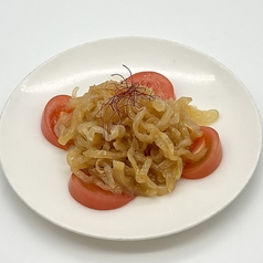 クラゲと漬物の冷菜／広東風焼き豚／蒸し鶏／クラゲの酢の物