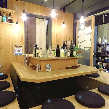 北海道肉巻き野菜串ベジまる 新橋 内幸町の雰囲気1