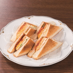 ベーコンと玉子のホットサンド