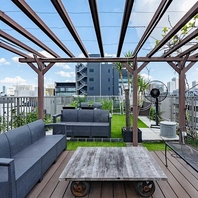 都心を望む開放的なテラスで叶える至高のBBQ