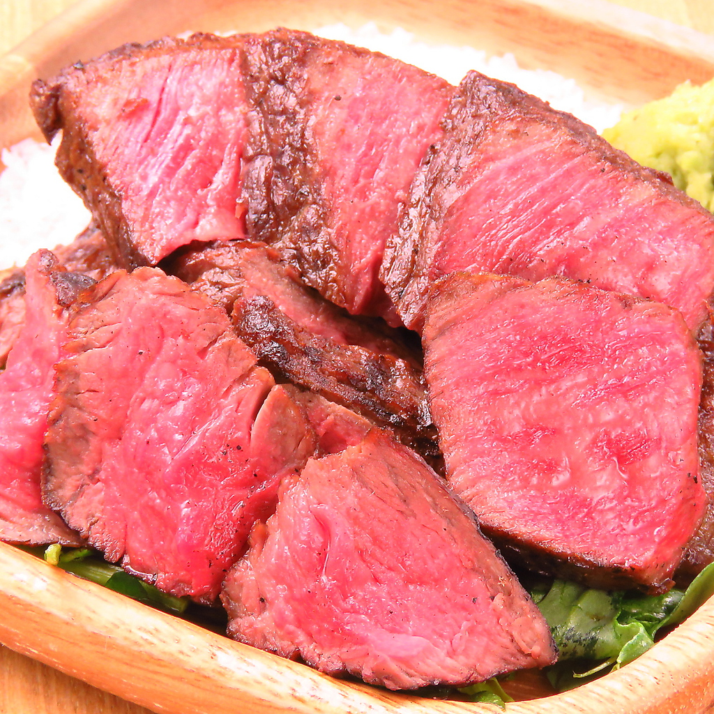 今泉【肉焼き酒場　二と九】絶品肉料理をお愉しみください♪