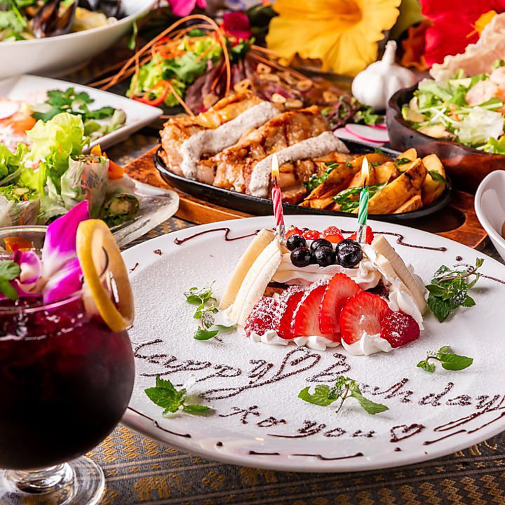 誕生日会や女子会におすすめ！主役を盛り上げるケーキをご用意♪ご予約下さい。