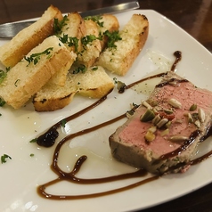 一度は食べてほしい自家製なめらか”レバーパテ”