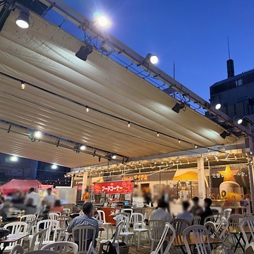 ビアガーデンマイアミ　広島三越店の雰囲気1
