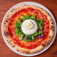 王様のブッラータチーズのピッツァ