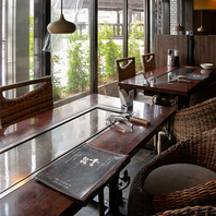 居心地と利便性を両立した客席構成