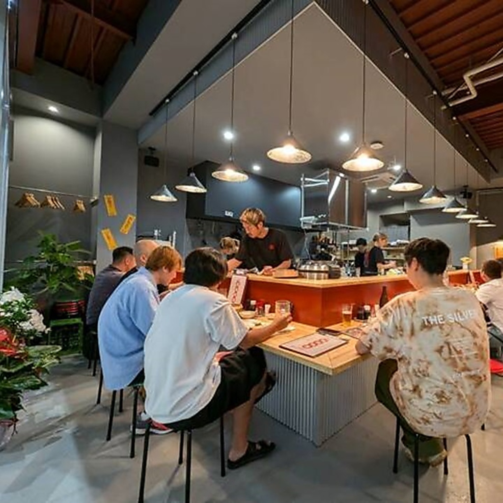 大分では目新しい「ネオ大衆酒場」が新登場！