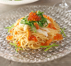 からすみとうにいくらの冷製パスタ