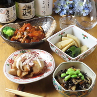 季節の野菜を使用した、体に優しいおばんざいをどうぞ
