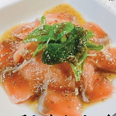 サーモンカルパッチョ