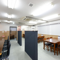 【テーブル席：4名様×2卓】