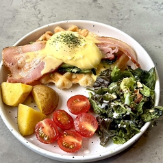 Eggs Benedict Plate