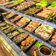 豊富な一品料理を存分に満喫できる充実の品揃え！