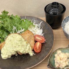 まぐろカツ定食