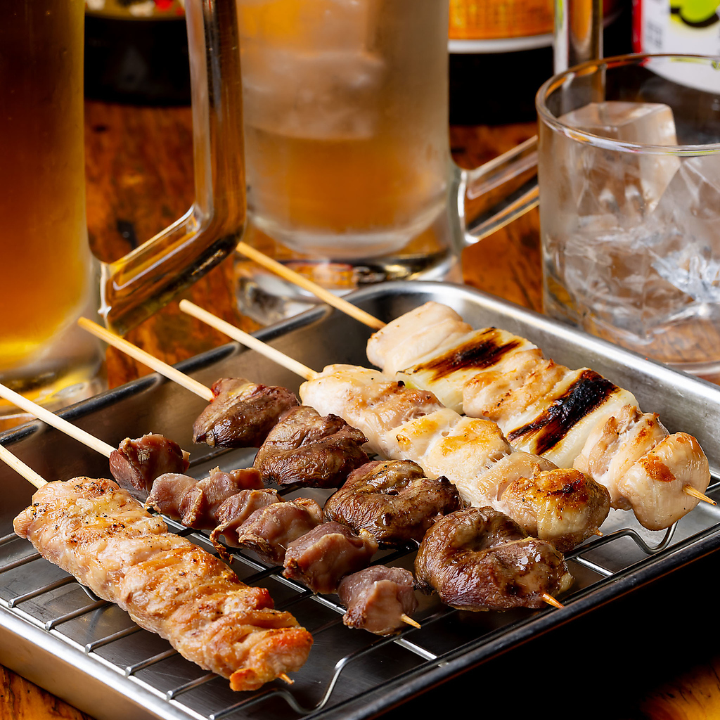 人気の部位5本セットが大人気！炭火で焼くからもっと美味しい♪