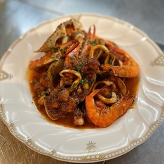 【日替わりメニュー】魚介の赤ワインとトマトの煮込み
