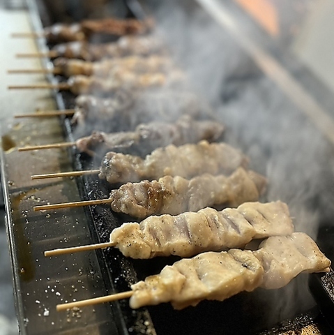 厳選した備長炭で焼き上げた 【豪快焼鳥】×香り高い【京出汁】駅前好立地で2次会にも
