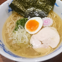 特製 丸鶏らーめん（塩・醤油）ハーフサイズ650円