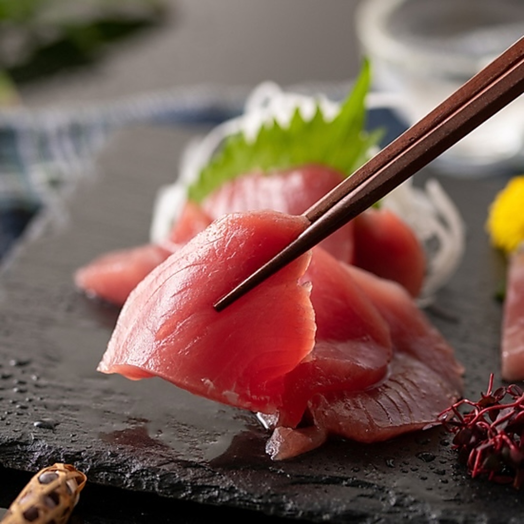 池袋駅徒歩1分 炭火焼き鳥と野菜巻き串、海鮮も楽しめる個室居酒屋
