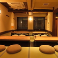 掘りごたつ座敷がメインの店内は30名様から承ります。最大40名様まで！会社の各種宴会や歓送迎会をはじめ、結婚式二次会など様々なシーンでご利用いただけます。結婚式二次会でご利用の場合は、【新郎新婦無料】のサービスもございます！お気軽にお問い合わせください。