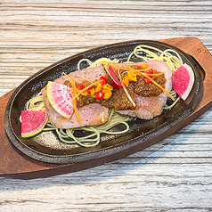 エバス自家製ローストビーフステーキ