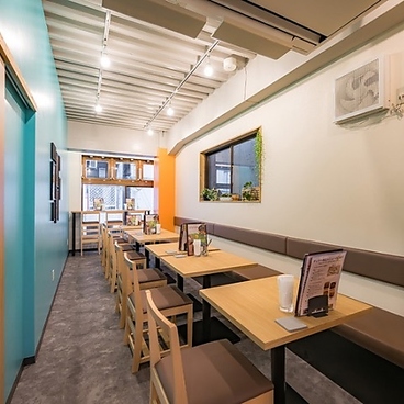 シナモンガーデン RICE & CURRY 四ツ谷店の雰囲気1