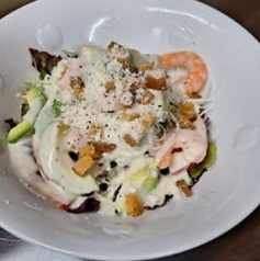 ・小エビとアボカドのシーザーサラダ