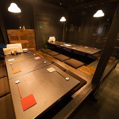 掘りごたつなので足元ゆったり寛げます☆