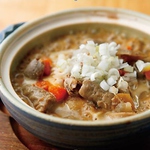 名物関東風もつ煮込み