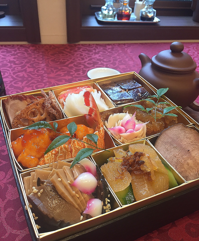 史龍彩のおせち