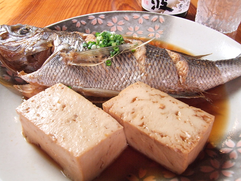 新鮮な魚介を煮付けや塩焼き…様々な調理方法で味わうことができるお店！　