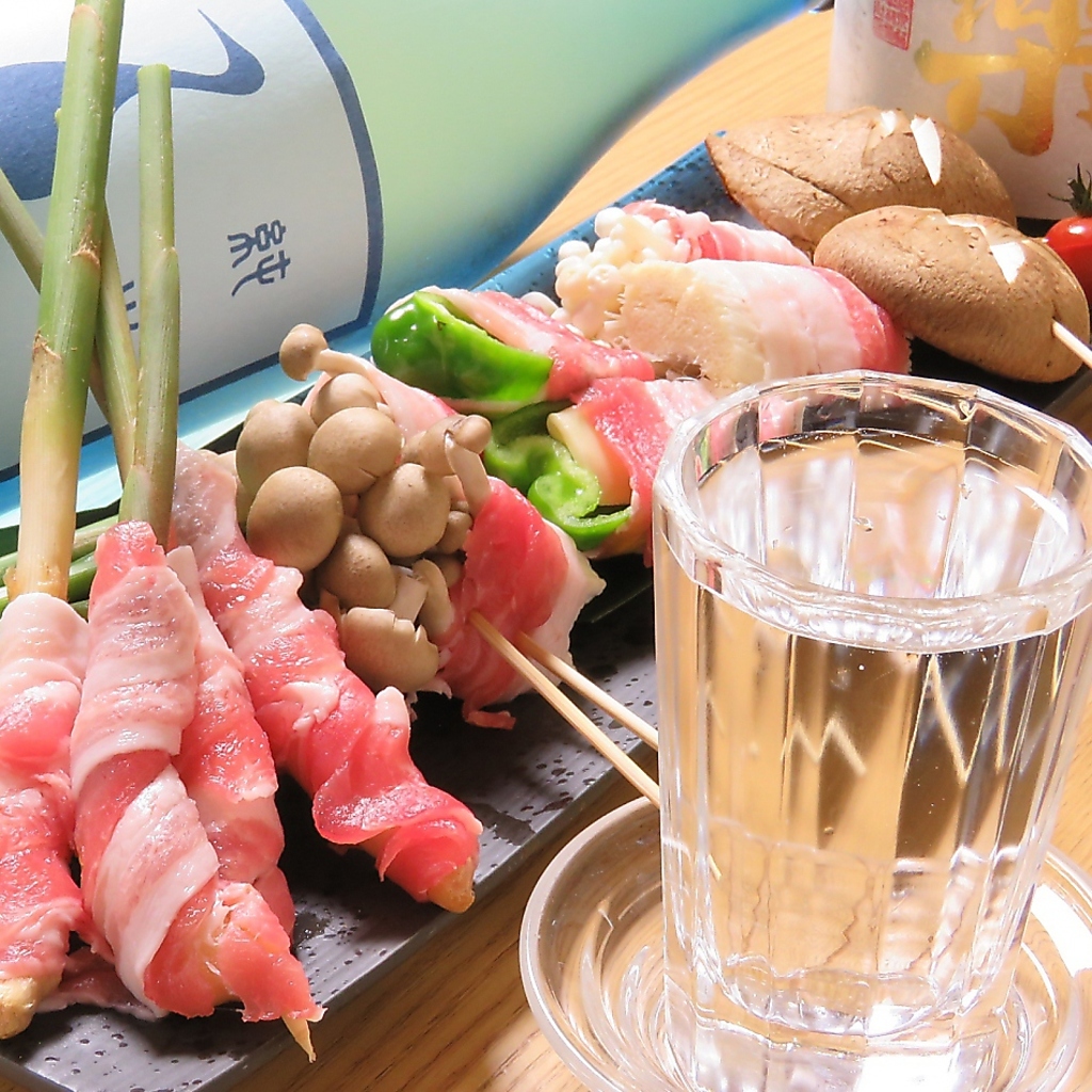 本場博多の美味しいメニューと、料理との相性がぴったりなお酒もお取り揃え☆ぜひお楽しみください！