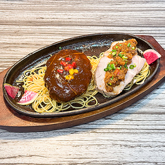 エバス自家製ローストポークステーキとハンバーグのコンビ