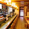 カウンターは10席ございます。