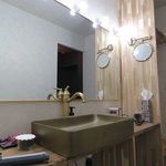 当店はどこもオシャレで清潔感のある店内です！感染症対策も行っております。