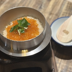 贅沢いくらの釜飯ご飯
