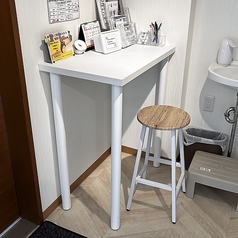 店内テーブル席