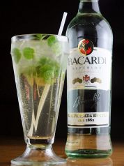 Living Bar Regaloの写真3