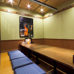 ゆったり掘りごたつお座敷で宴会を！大型宴会もご相談ください。