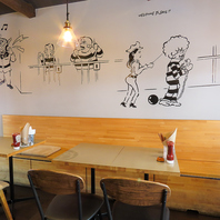 ユニークなアートと温かみのあるデザインの融合！